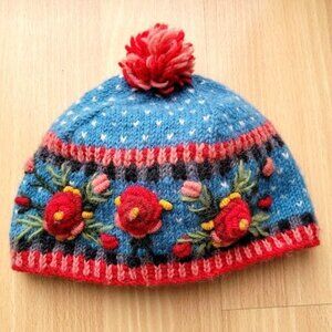 Lost Horizons Wool Knit Beanie Hat Fleece Lined Flowers Botanical 3D Winter Ski